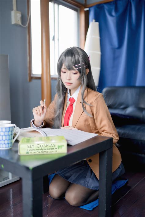 Posts of eeelyeee from Patreon .